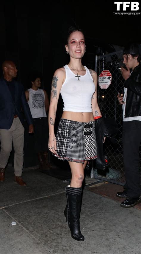 halsey flashes her nude tits in hollywood 34 photos thefappening