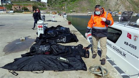 Sixteen Migrants Drown Making Turkey Greece Crossing Bbc News