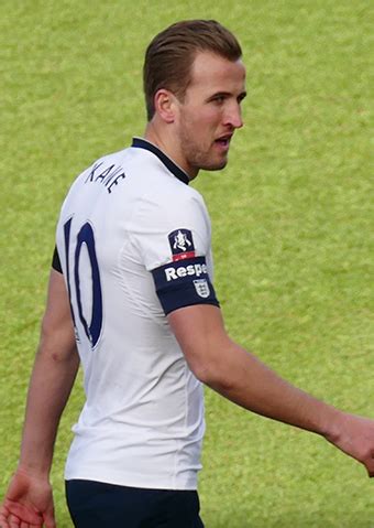 Tottenham striker harry kane has become the first player in 22 years to win both the premier league's golden boot and top the assists charts in the kane's nearest competition was liverpool's mohamed salah, who had been tied with the spurs forward going into the final day, but the egyptian failed to net. World Cup Golden Boot Winner Odds: The Race is Hotting Up ...