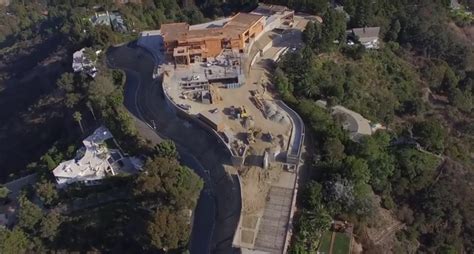 Reviewed by lewandowski haus mгјnchen artist residence schwabing video. Luftaufnahmen der teuersten im Bau befindlichen Villa der Welt