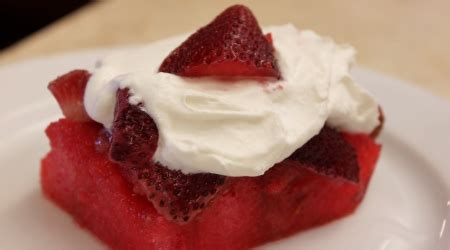 Gently stir in whipped topping. Strawberry Angel Food JELLO Cake | What's KP Cooking?
