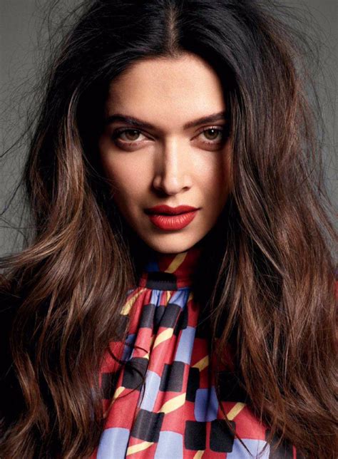 Deepika Padukone Topmoviesclub Com Visit Our Website And Download Hollywood Bollywood And
