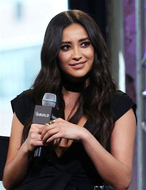 Celebrities Trands Shay Mitchell Attends Aol Build To Discuss