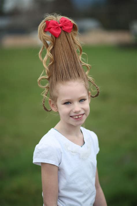 Alyssas Cindy Lou Who Hair For Dr Seuss Day At School Crazy Hair