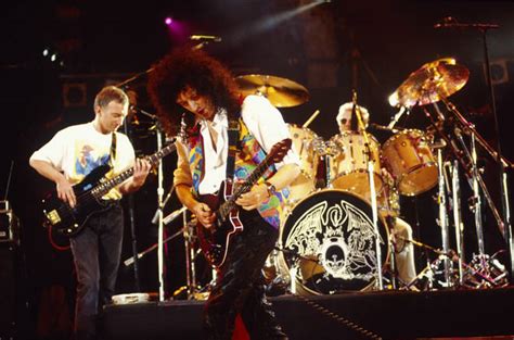 The Freddie Mercury Tribute Concert A Guide To The Greatest Gig Of The