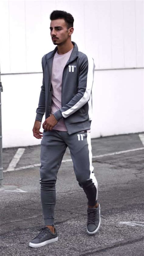 What To Wear With Grey Joggers Male Encycloall