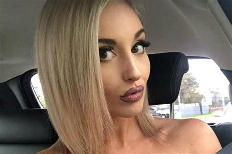 Elizabeth Reveals What Ines Texted Her After They Both Left Mafs