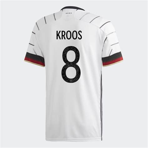 Ce maillot domicile de l'allemagne présente un look street avec sa coupe standard. Allemagne domicile maillot Kroos - Maillots-Football.com