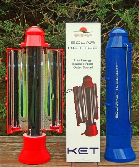 Solar Kettle Boils Water Using Sun During Your Outdoor Adventures