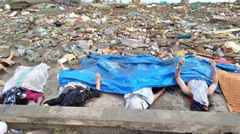 At Least 832 Die After Quake Tsunami Hits Indonesias Sulawesi Island Al Arabiya English