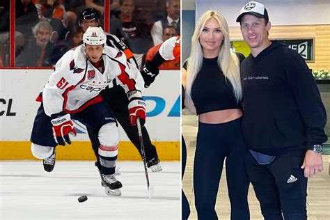 Brooke Hogan Secretly Married Pro Hockey Player In Private Ceremony Tmspn
