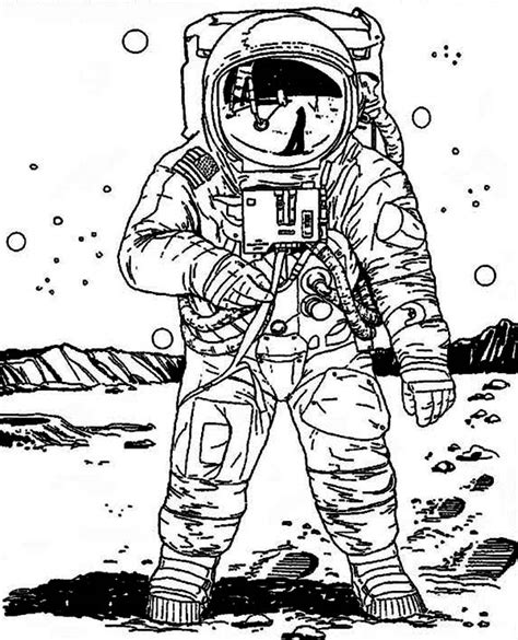 Free printable astronaut coloring pages. A Realistic Image Of Astronaut In The Moon Coloring Page ...