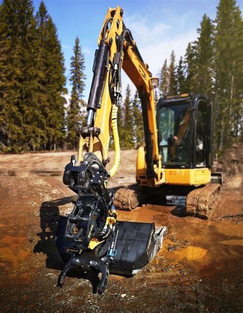 Automatic Quick Hitch Now Available For Smaller Excavators