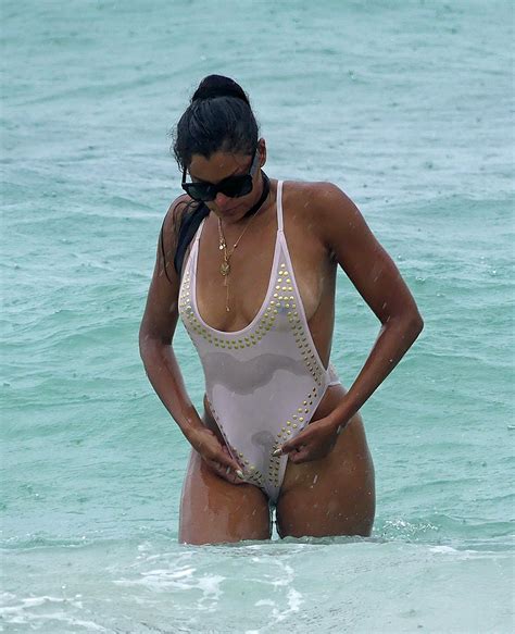 Claudia Jordan Nude Tits On The Beach Scandal Planet