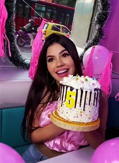 Pin By 𝑺𝒕𝒆𝒑𝒉𝒂𝒏𝒚 𝑨𝒎𝒂𝒅𝒐𝒓 On Mariana Avila Desserts Birthday Cake Cake
