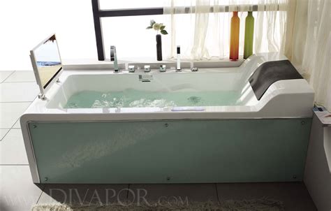Reversible drain whirlpool tub in white. Home Design: Whirlpool Bathtubs