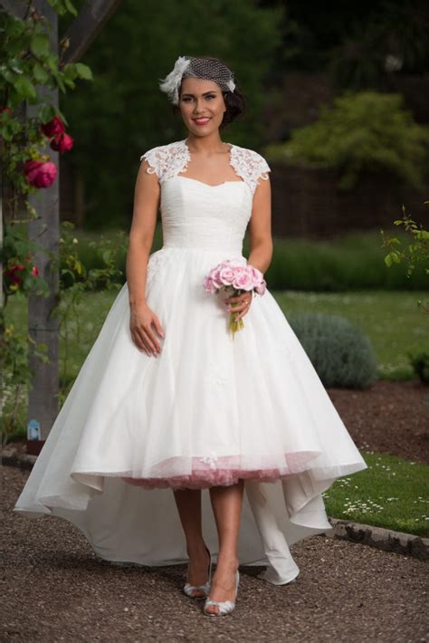 How To Wear A Tea Length Wedding Dress Cutting Edge Bridescutting