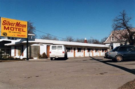 The Lost Motels Of Toronto