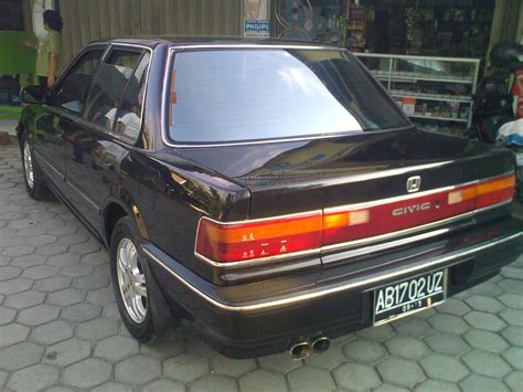 mobil bekas jogja: Grand Civic th91