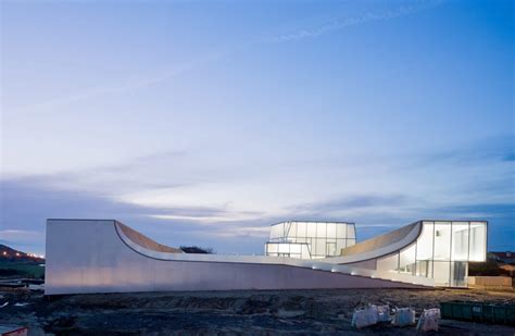 Museum Of Ocean And Surf By Steven Holl Architects And Solange Fabiao