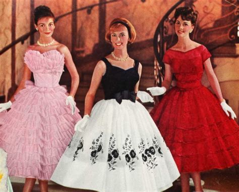 1950s History Of Prom Party Evening And Formal Dresses