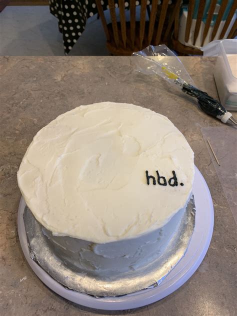 Hbd Cake Kue Ulang Tahun Sederhana Kue Kue Ulang Tahun