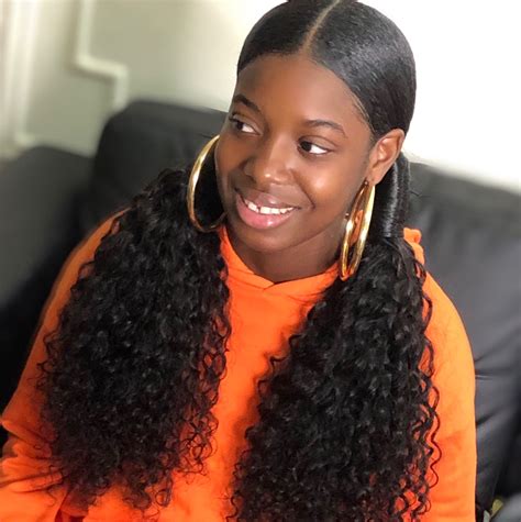 Ponytails are easy to do and are here to stay this year! Invisible ponytail, 2 ponytails | Invisible ponytail ...