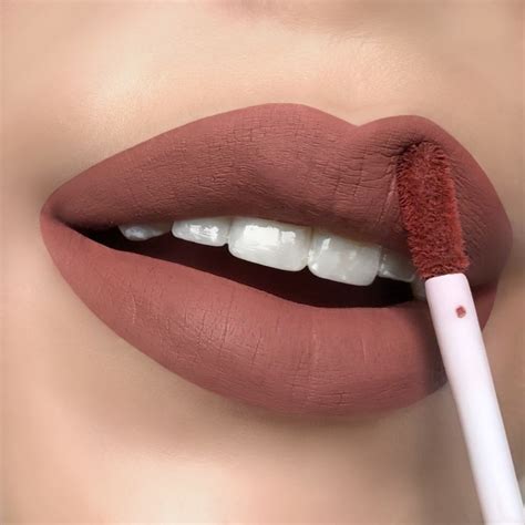 Matte Liquid Lipstick Sugar In 2020 Lipstick Make Uplooks Lippen