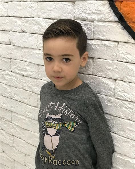 Haircut For Round Face Toddler Boy - Wavy Haircut