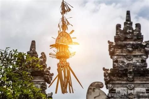 Ucapan Selamat Hari Raya Galungan Dan Kuningan Dalam Bahasa Bali