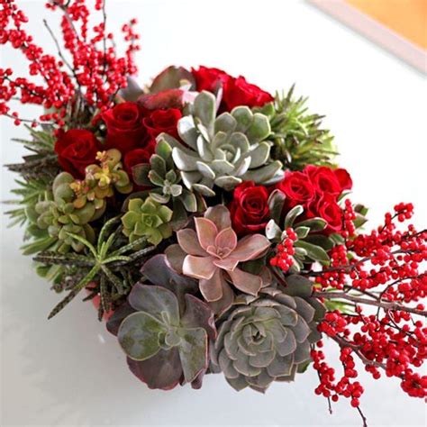 How To Create A Stunning Holiday Centerpiece With Succulents Holiday