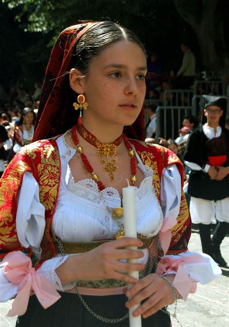Dorgali Italian Traditional Dress Traditional Dresses Traditional Outfits
