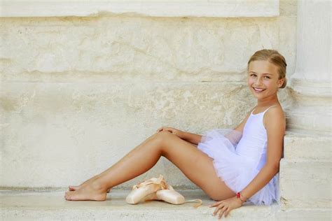 Is Your Young Ballerina Ready For Toe Shoes Safebee