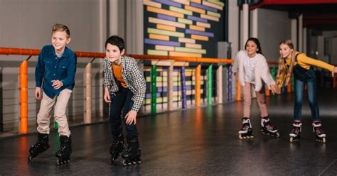 Roller Skating In Northeast Ohio 20 Rinks Families Will Love