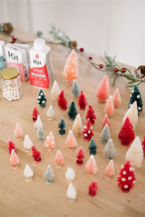 How To Dye Bottle Brush Trees In The Cutest Colours For Christmas