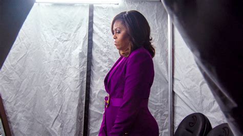 ‘becoming Review Michelle Obamas Lesson In Staying On Script The