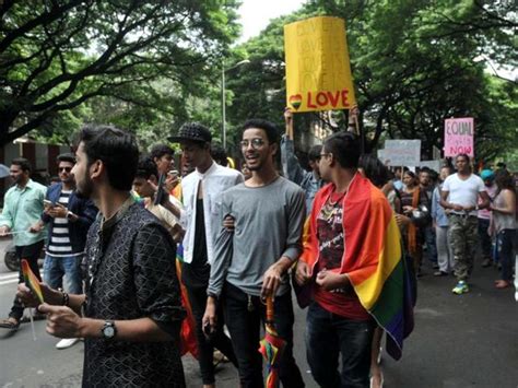 Rainbow In Pune Streets As Lgbt Community Takes Out March Hindustan Times