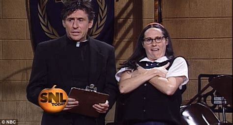 Today Hosts Recreate The Looks Of 13 Saturday Night Live Characters With Halloween Costumes