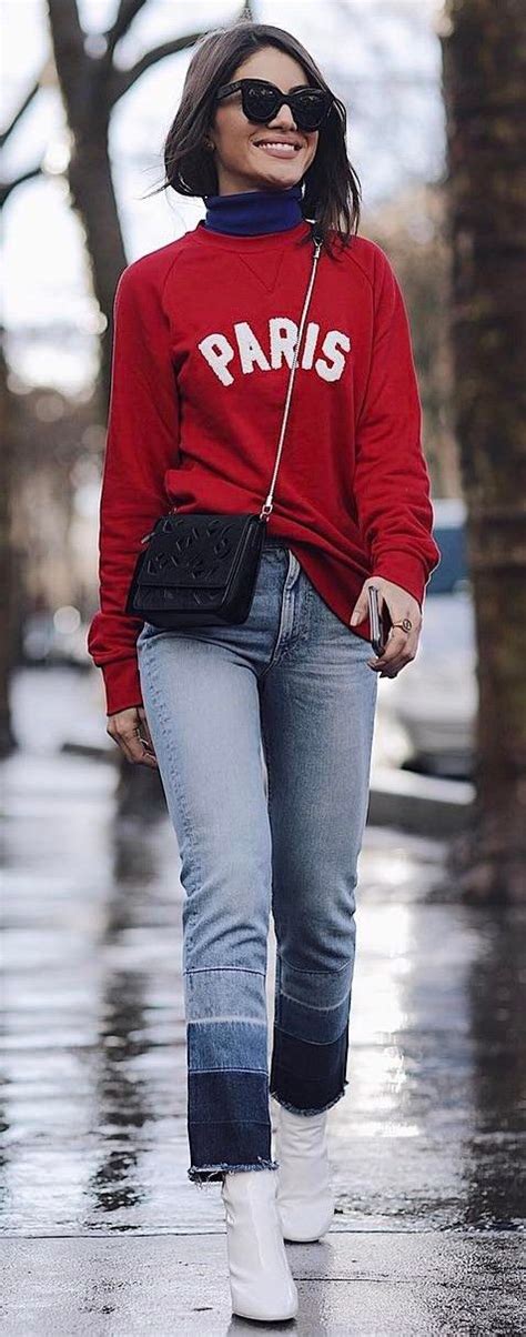 Red Sweatshirt Bag Jeans Boots Autumn Fashion Women Fall Outfits Cozy Fall Outfits