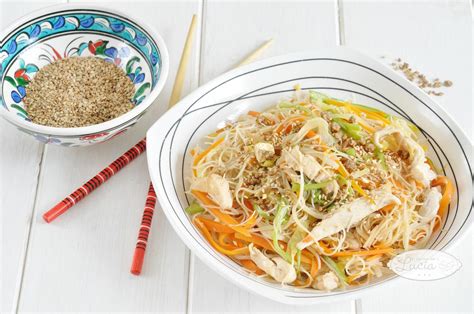 Descubre la mejor manera de empanizar sin huevo. Yakisoba (sin gluten, sin lácteos, sin huevo) | Cocina