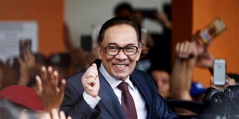 Tun dr mahathir mohammad publisher: Here Are 12 Malaysian Politicians With Their ...