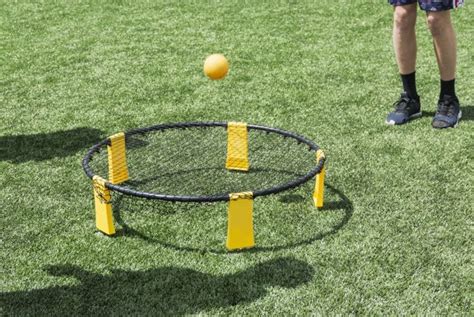 Great Lawn Games For A Summer Day The Habitat