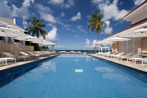 5 Of The Worlds Sexiest Infinity Pools Huffpost Life