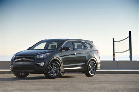 View photos, features and more. Hyundai prices three-row Santa Fe from $28,350* - Autoblog