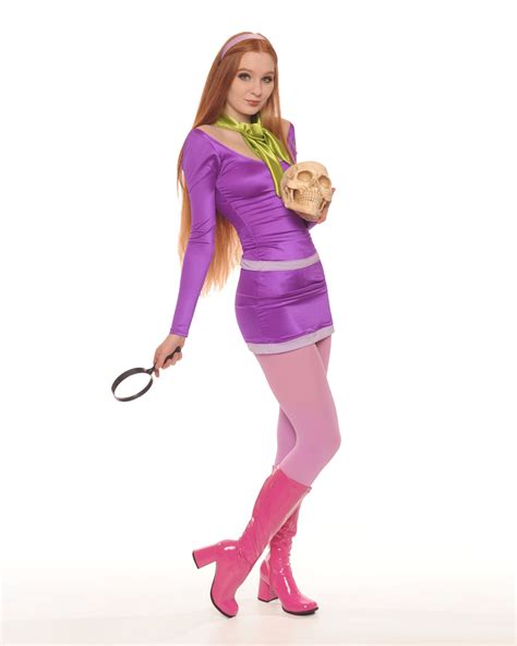 Self Jeepers Daphne Blake Got Separated From The Rest Of The Gang Cosplay Bitly