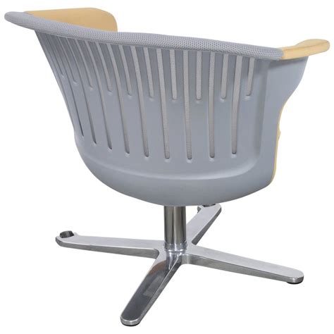 We did not find results for: Steelcase i2i Used Gray Mesh Lounge Chair, Yellow Seat ...