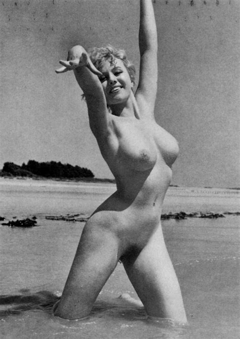 Vintage Nude Com Margaret Nolan Vintage Nude