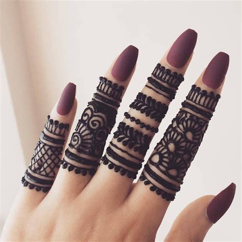 Daily Henna Inspiration On Instagram Fingers Only By Mehndiartist Hira Mehndi Designs