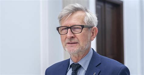 Witold Czarnecki, poseł zakażony koronawirusem.