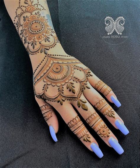8 Indian Mehndi Designs For Hands That Will Make You Look Your Bridal Best
